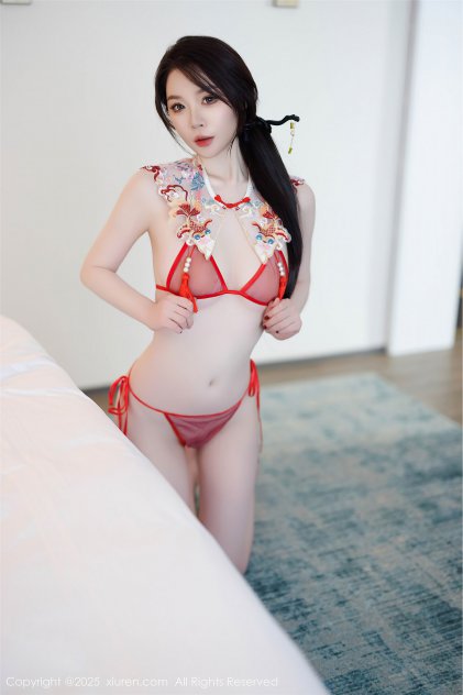 很很干很很日(2010)动作片高清海报