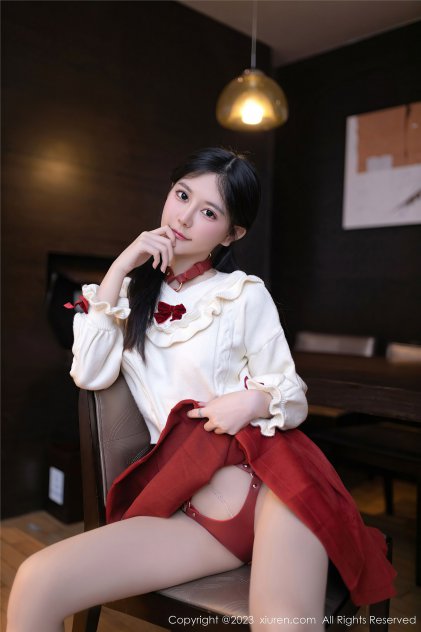 精品自拍中文字幕二区海报