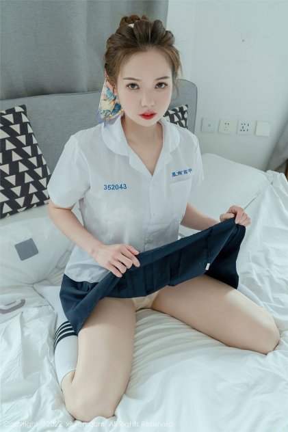 4K岛国一区无码海报